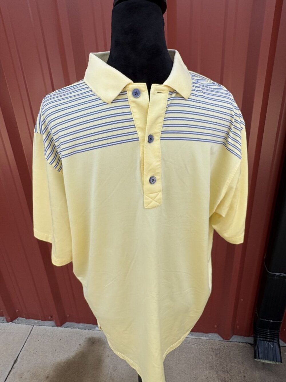 FootJoy Mens Yellow XL Striped Short Sleeve Polo Shirt Golf Apparel Sleeve Logo